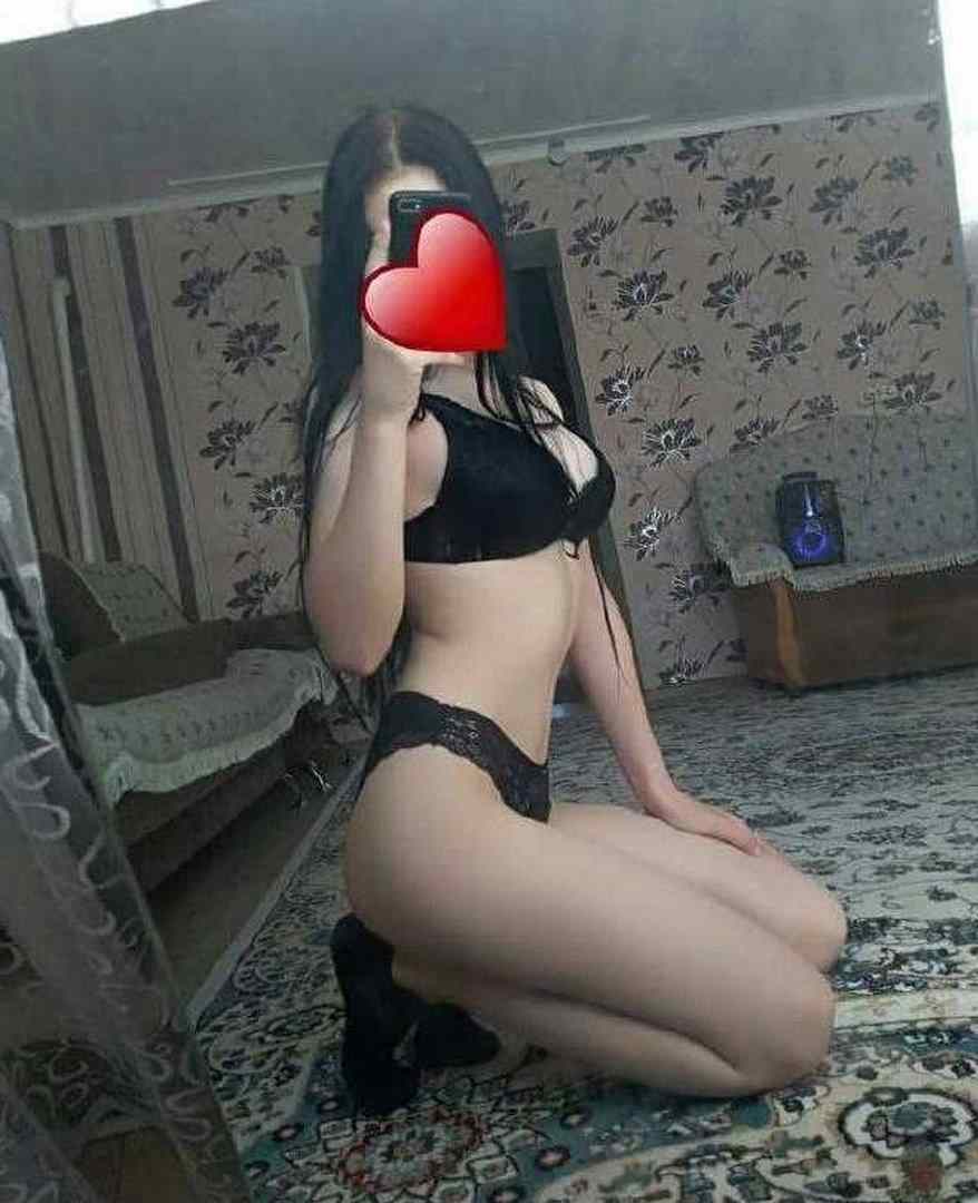 Вика без подруг